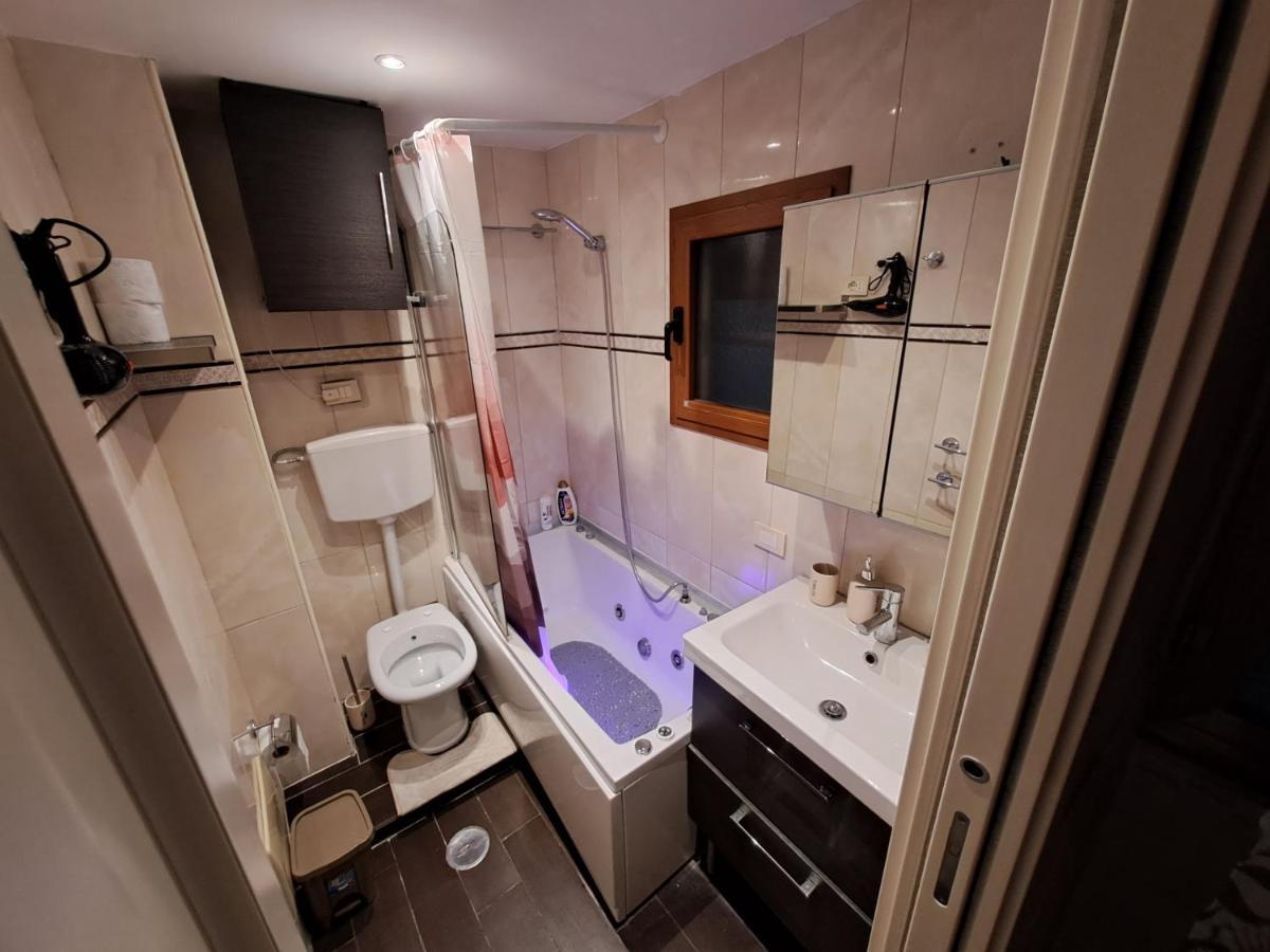 Aircraft Services Rooms Neapel Exterior foto