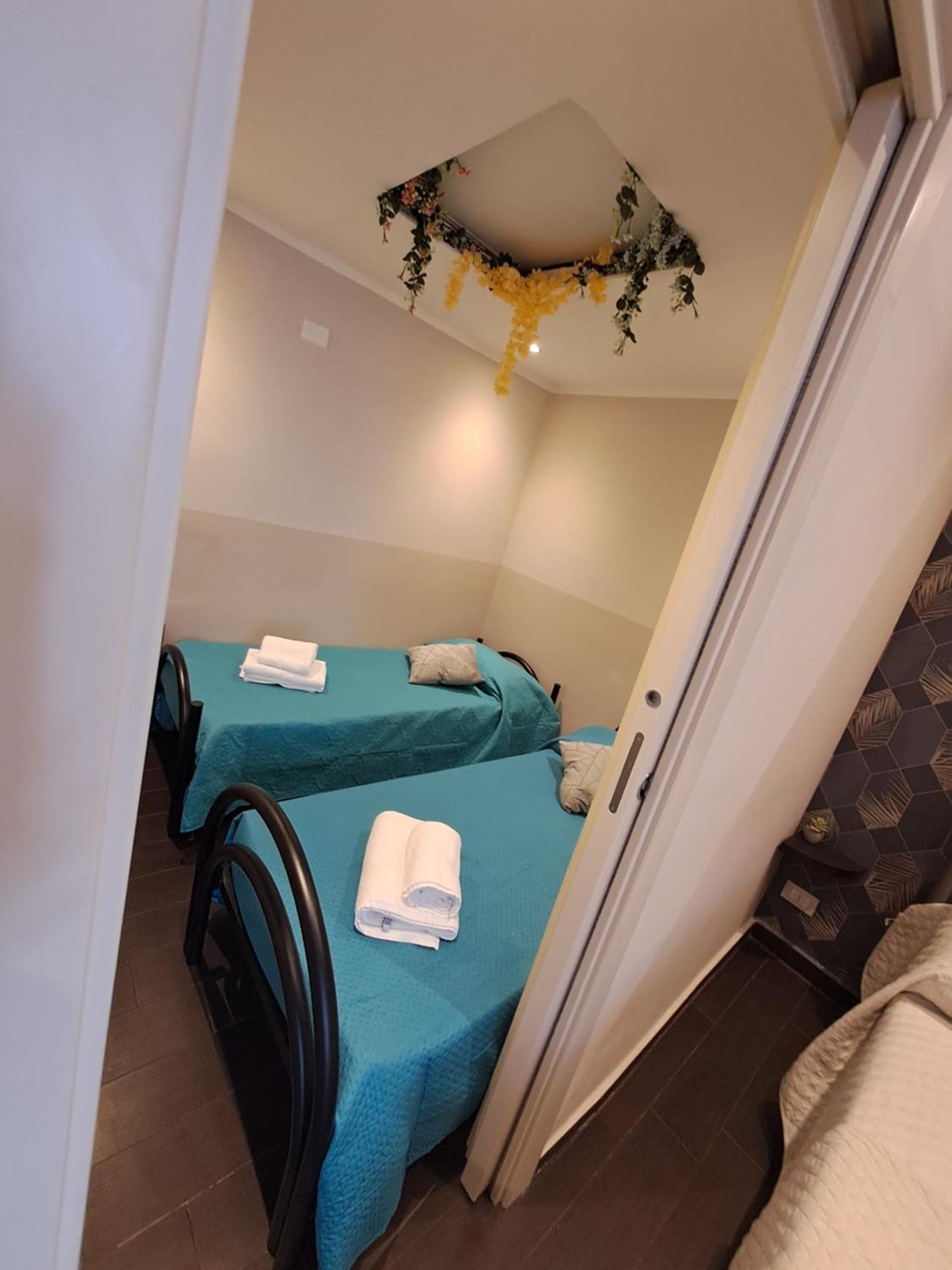 Aircraft Services Rooms Neapel Exterior foto